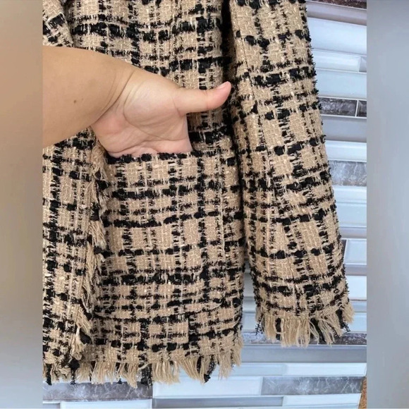 Kate Spade - Tan & Black Plaid Tweed Blazer size 4 - Picture 4 of 12